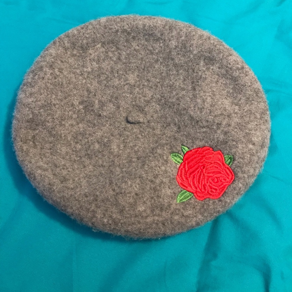 Claire's Beret Embroidered Rose